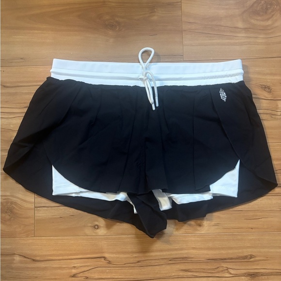Free People Movement Day Dream 2-in-1 Shorts L - Picture 2 of 7